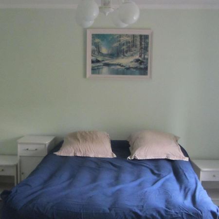 Spacious Holiday Home In Stara Kamienica With Pond Luaran gambar