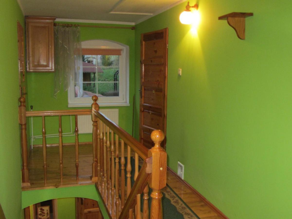 Spacious Holiday Home In Stara Kamienica With Pond Luaran gambar